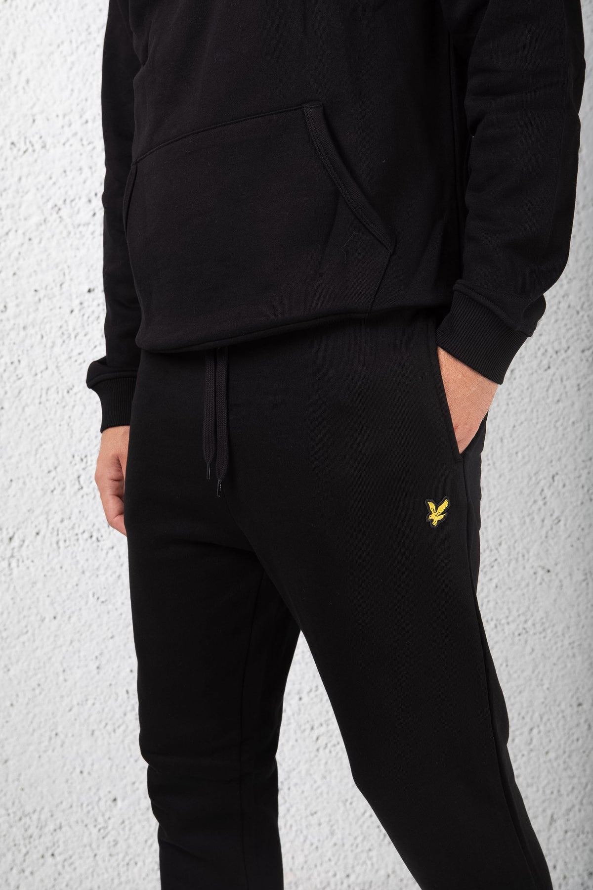 Lyle & Scott Pantalone In Felpa Nero Uomo - 1